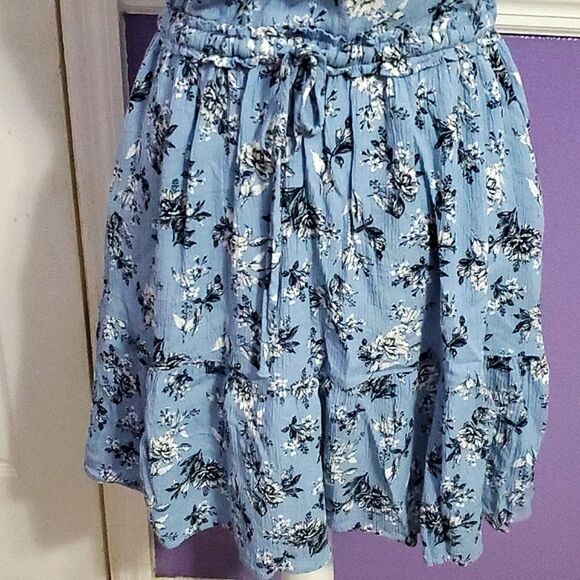Band of Gypsies Blue Floral Boho Romantic Ruffly Tiered Mini Dress - Picture 4 of 12